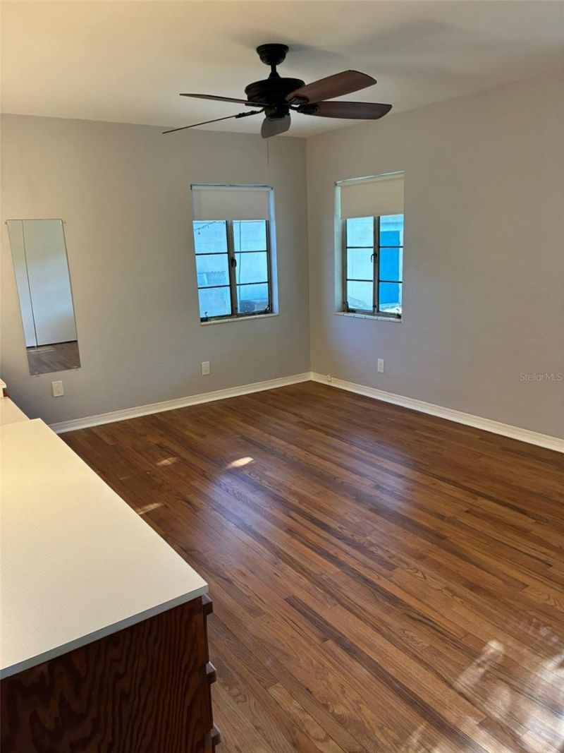 1155 53rd Avenue N, Saint Petersburg, FL 33703 Photo