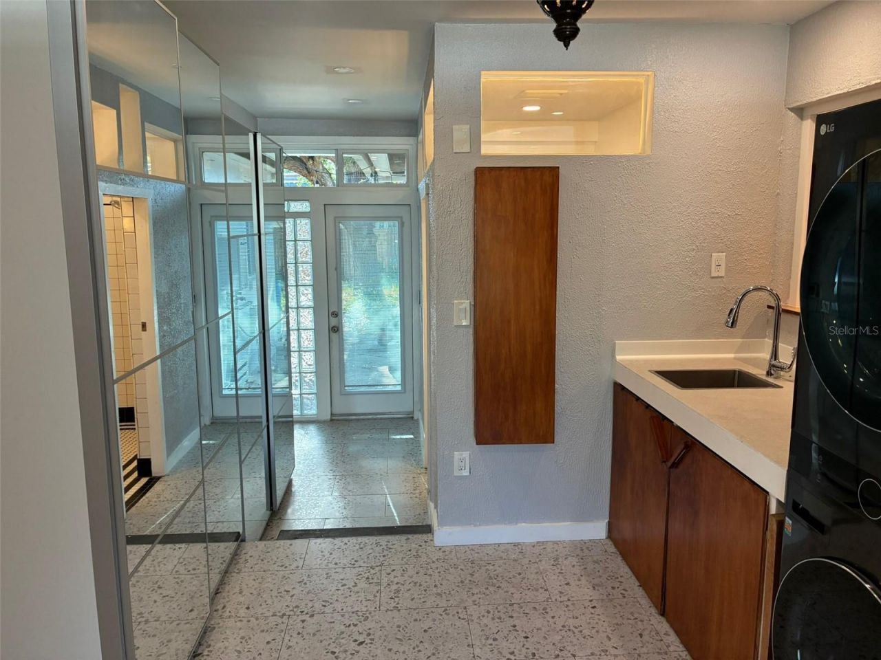 1155 53rd Avenue N, Saint Petersburg, FL 33703 Photo