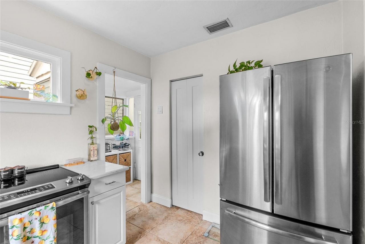 1510 14th Street N, Saint Petersburg, FL 33704 Photo
