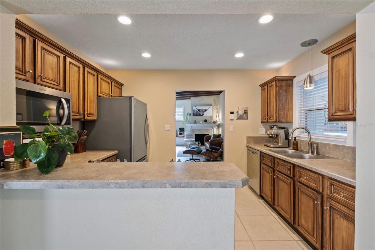 2500 Park Street N, Saint Petersburg, FL 33710 Photo