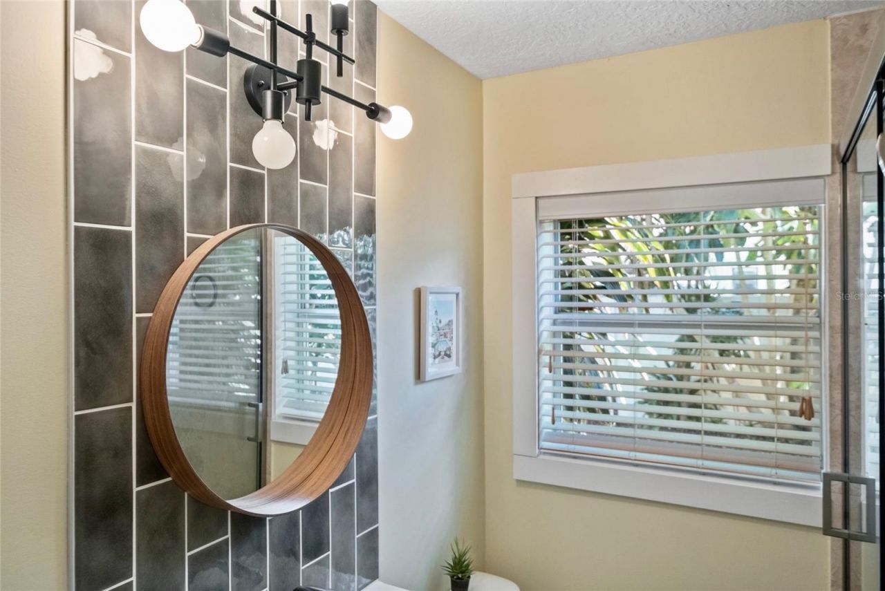 2500 Park Street N, Saint Petersburg, FL 33710 Photo