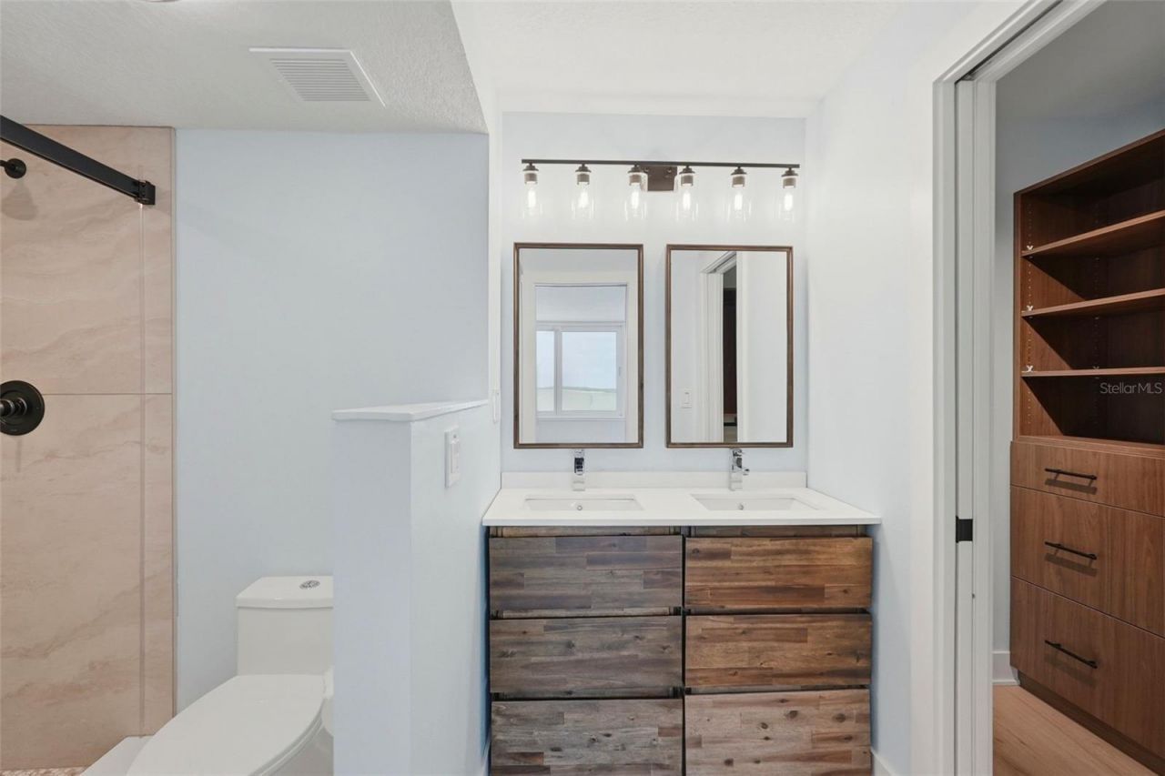 5277 Isla Key Boulevard S, Unit 321, Saint Petersburg, FL 33715 Photo