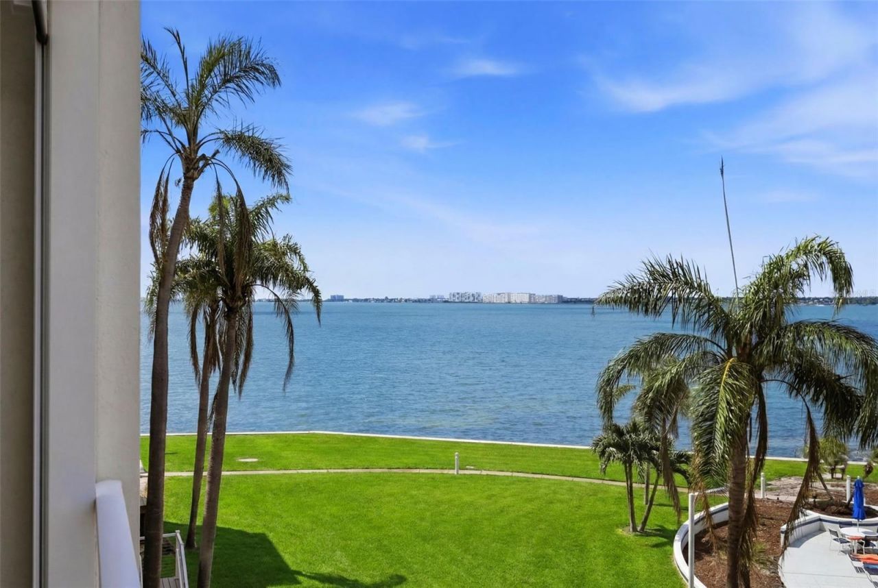 5277 Isla Key Boulevard S, Unit 321, Saint Petersburg, FL 33715 Photo