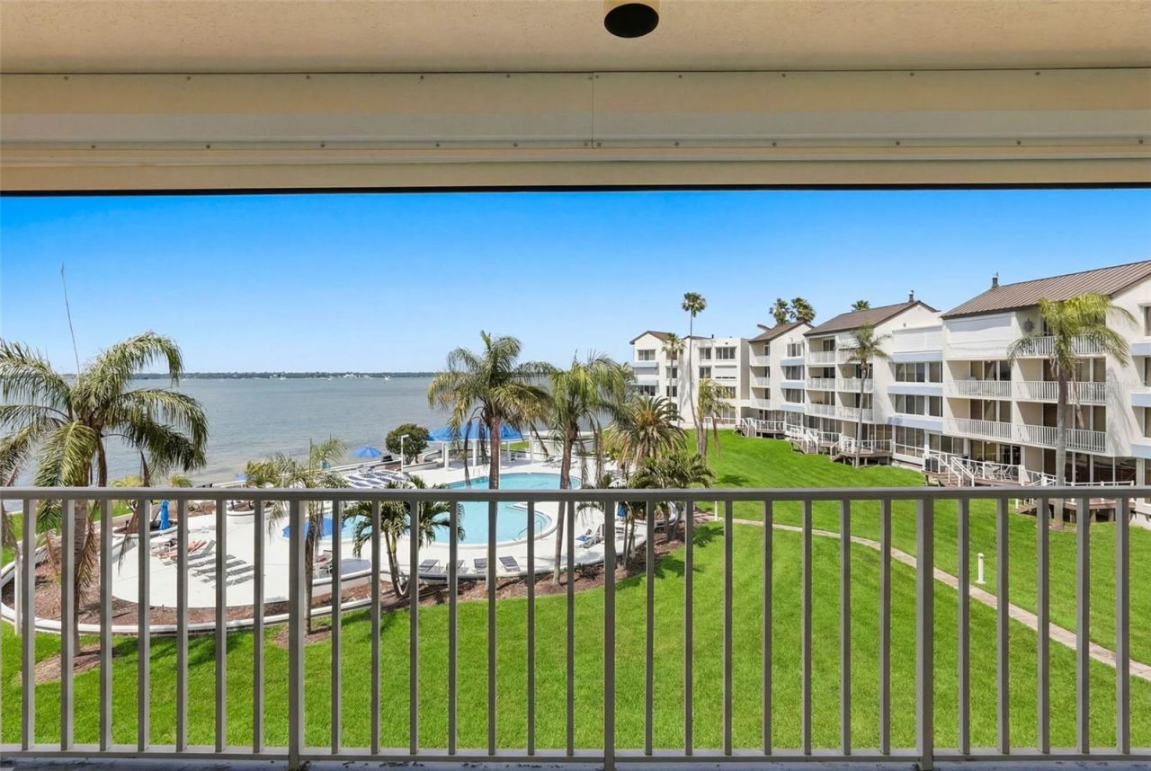 5277 Isla Key Boulevard S, Unit 321, Saint Petersburg, FL 33715 Photo