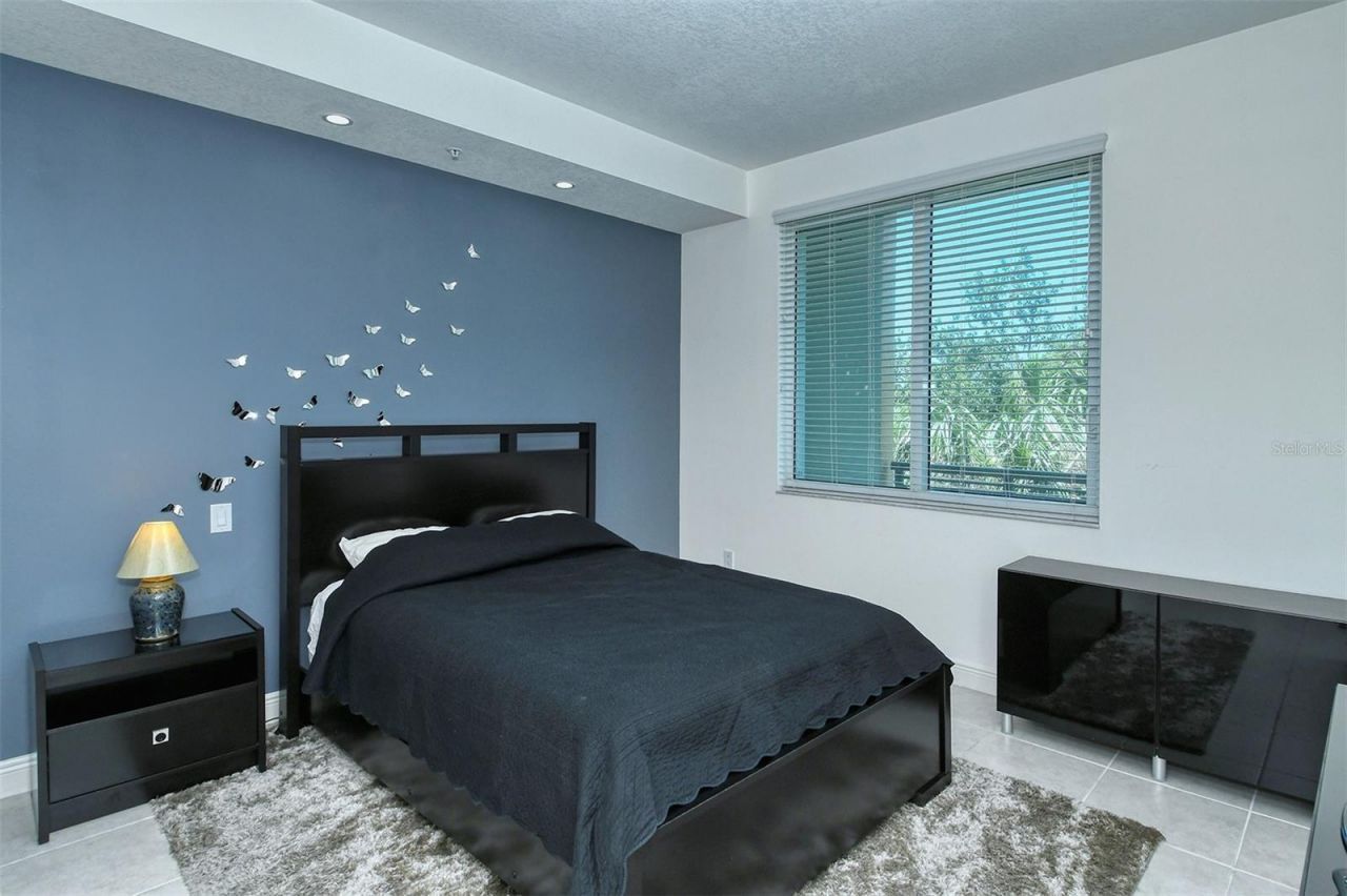 800 N Tamiami Trail, Unit 203, Sarasota, FL 34236 Photo