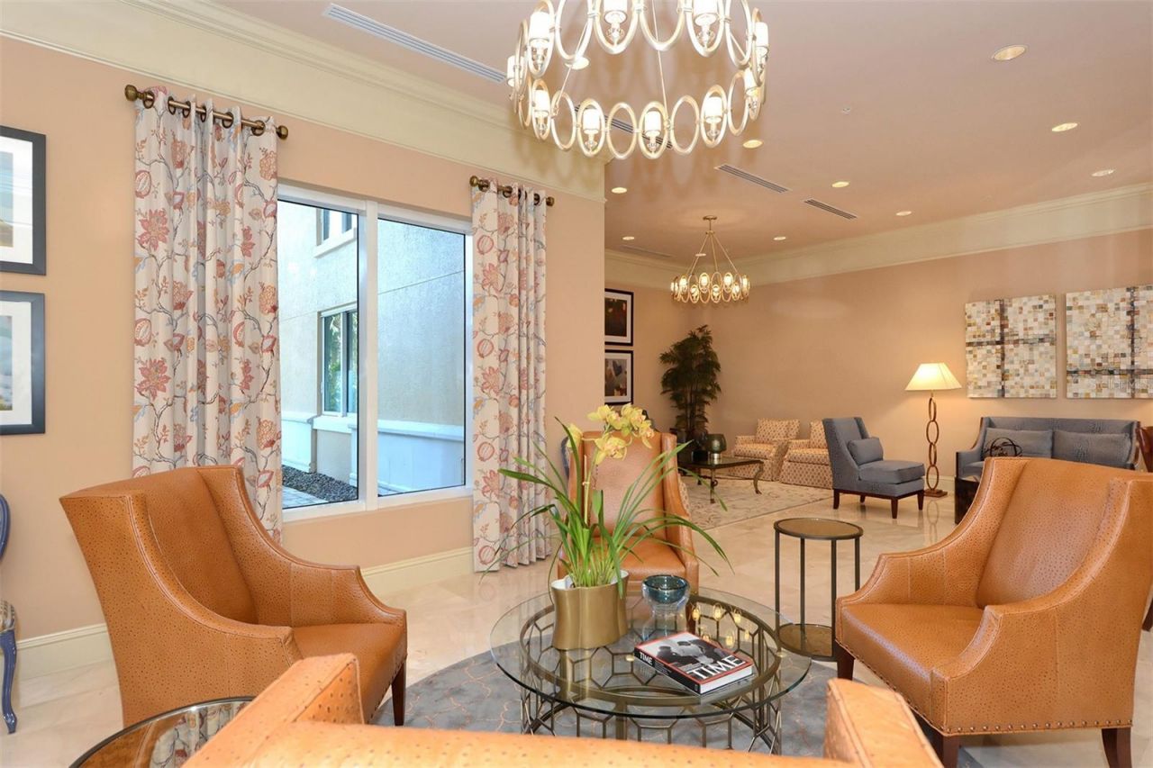 800 N Tamiami Trail, Unit 203, Sarasota, FL 34236 Photo