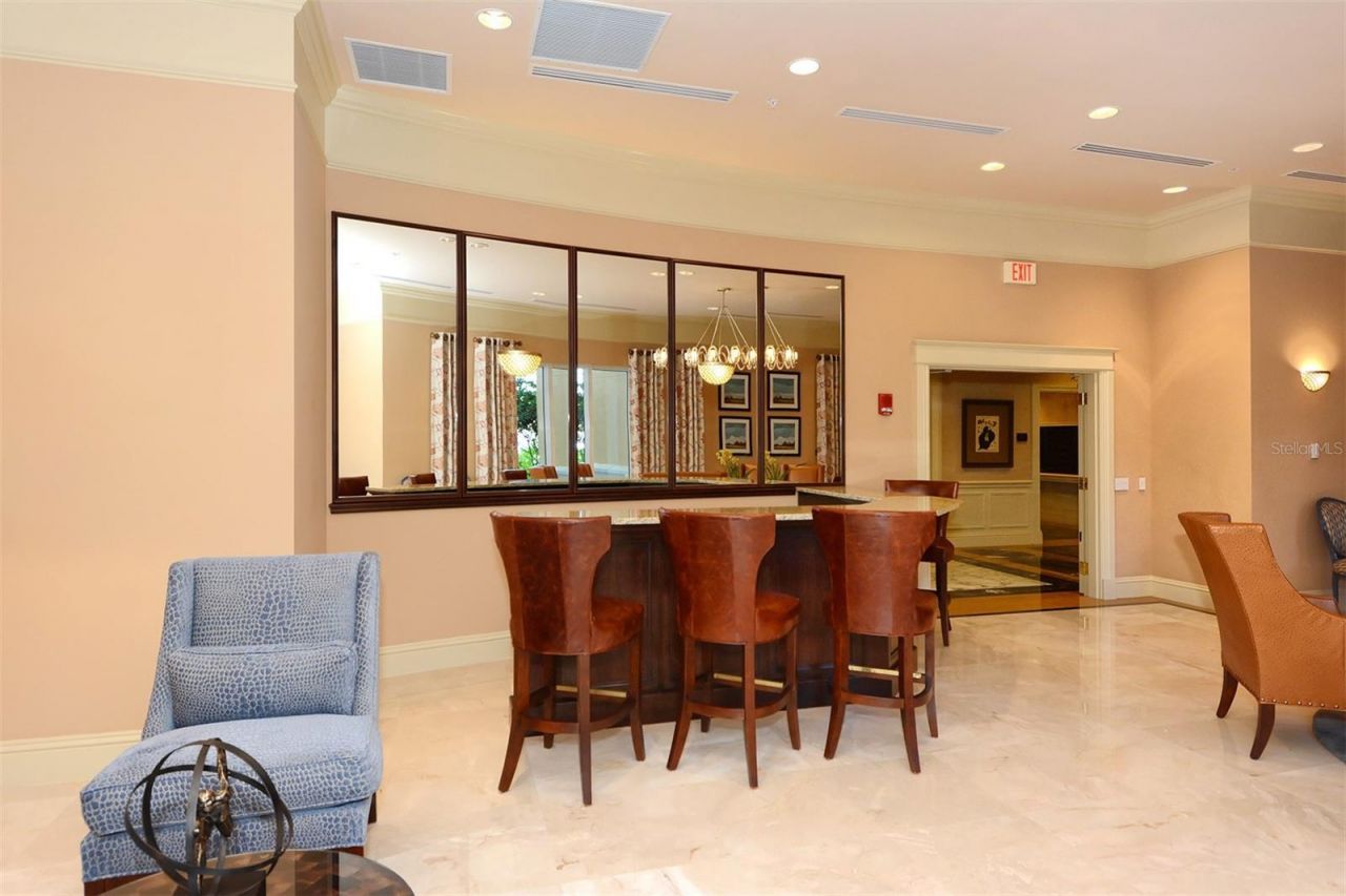 800 N Tamiami Trail, Unit 203, Sarasota, FL 34236 Photo