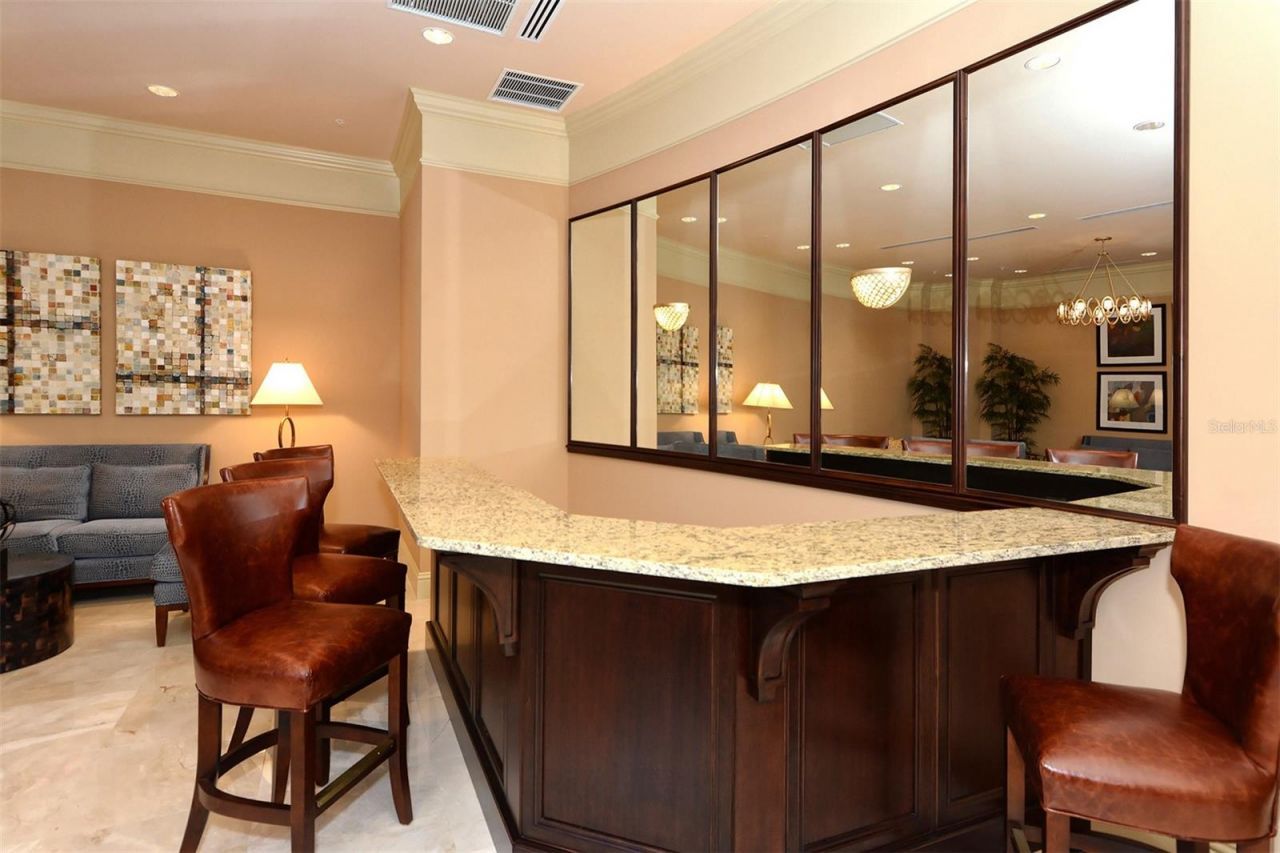 800 N Tamiami Trail, Unit 203, Sarasota, FL 34236 Photo