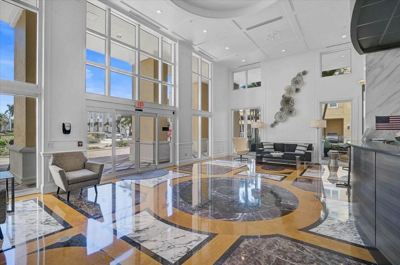 800 N Tamiami Trail, Unit 203, Sarasota, FL 34236 Photo