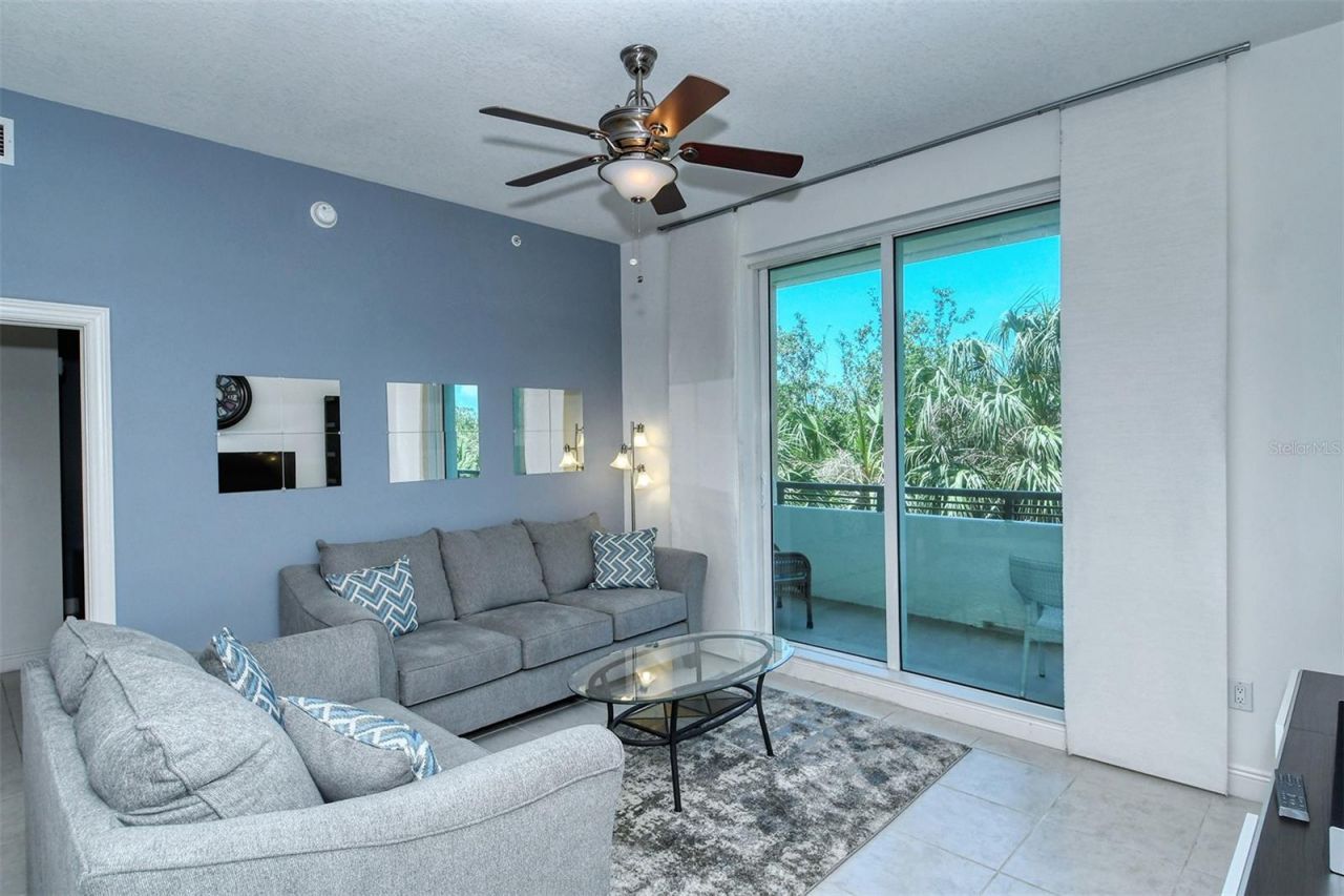 800 N Tamiami Trail, Unit 203, Sarasota, FL 34236 Photo