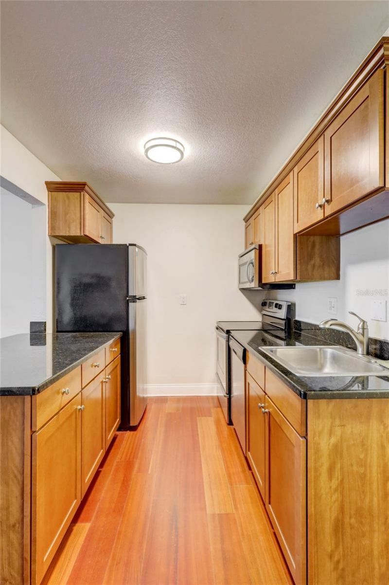 210 5th Avenue S, Unit 107, Saint Petersburg, FL 33701 Photo