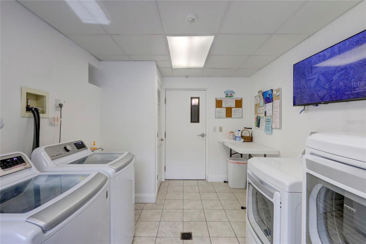 210 5th Avenue S, Unit 107, Saint Petersburg, FL 33701 Photo