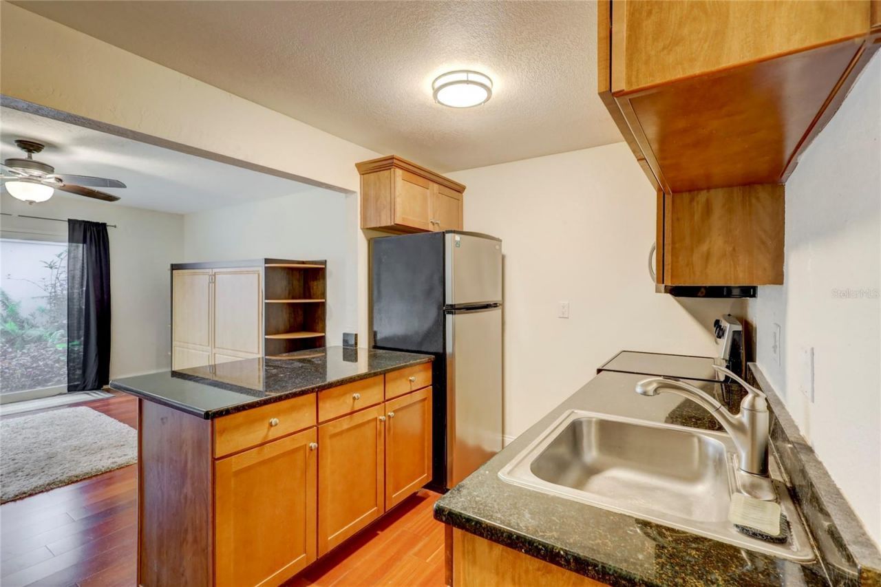 210 5th Avenue S, Unit 107, Saint Petersburg, FL 33701 Photo