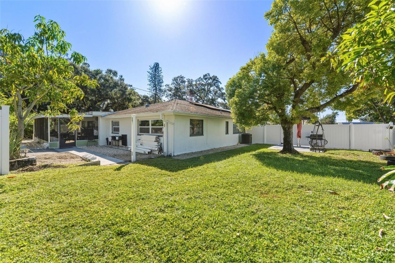 2401 26th Avenue S, Saint Petersburg, FL 33712 Photo