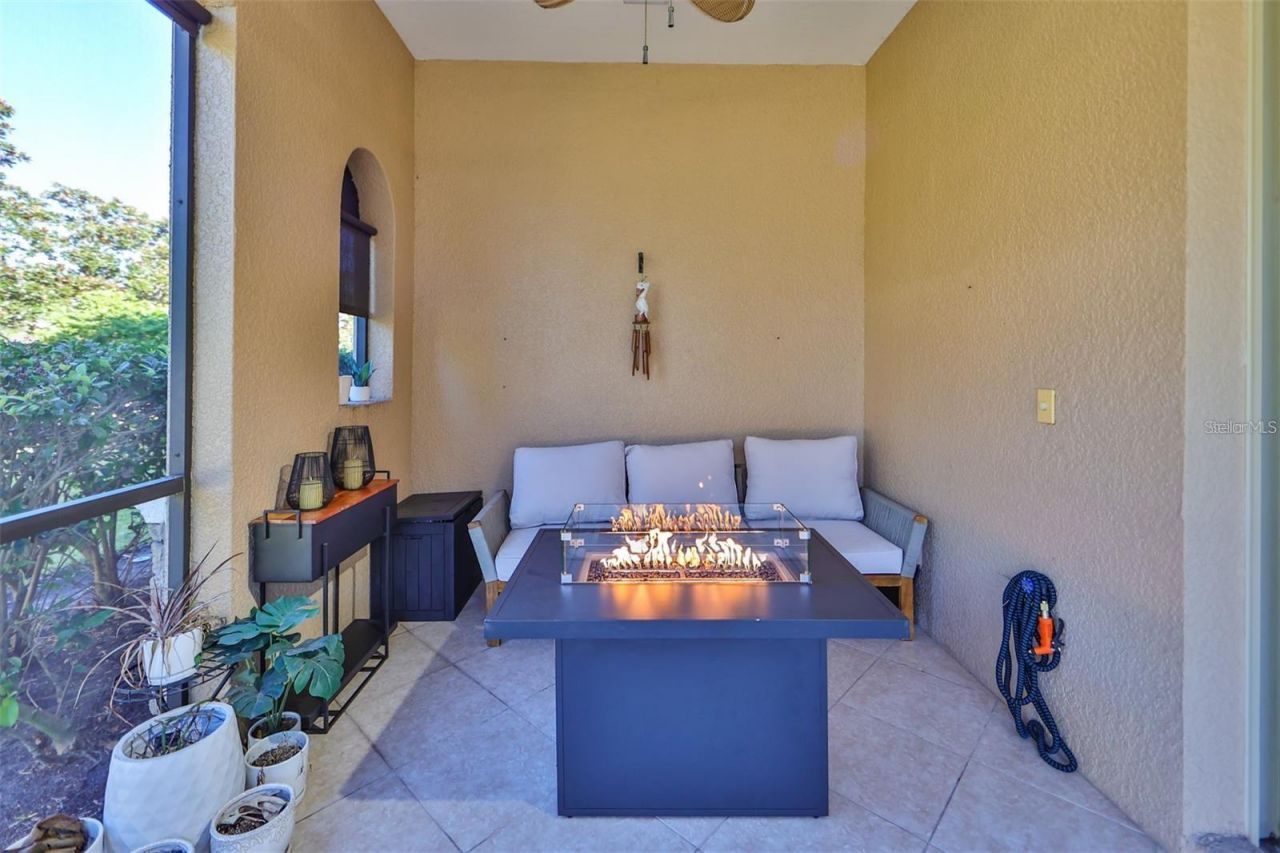 602 Saxony Boulevard , Saint Petersburg, FL 33716 Photo
