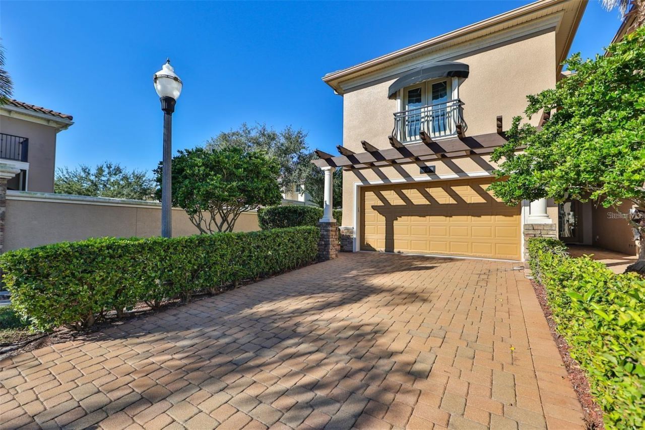 602 Saxony Boulevard , Saint Petersburg, FL 33716 Photo