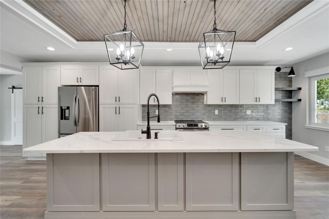 304 Orangewood Avenue, Clearwater, FL 33755 Photo