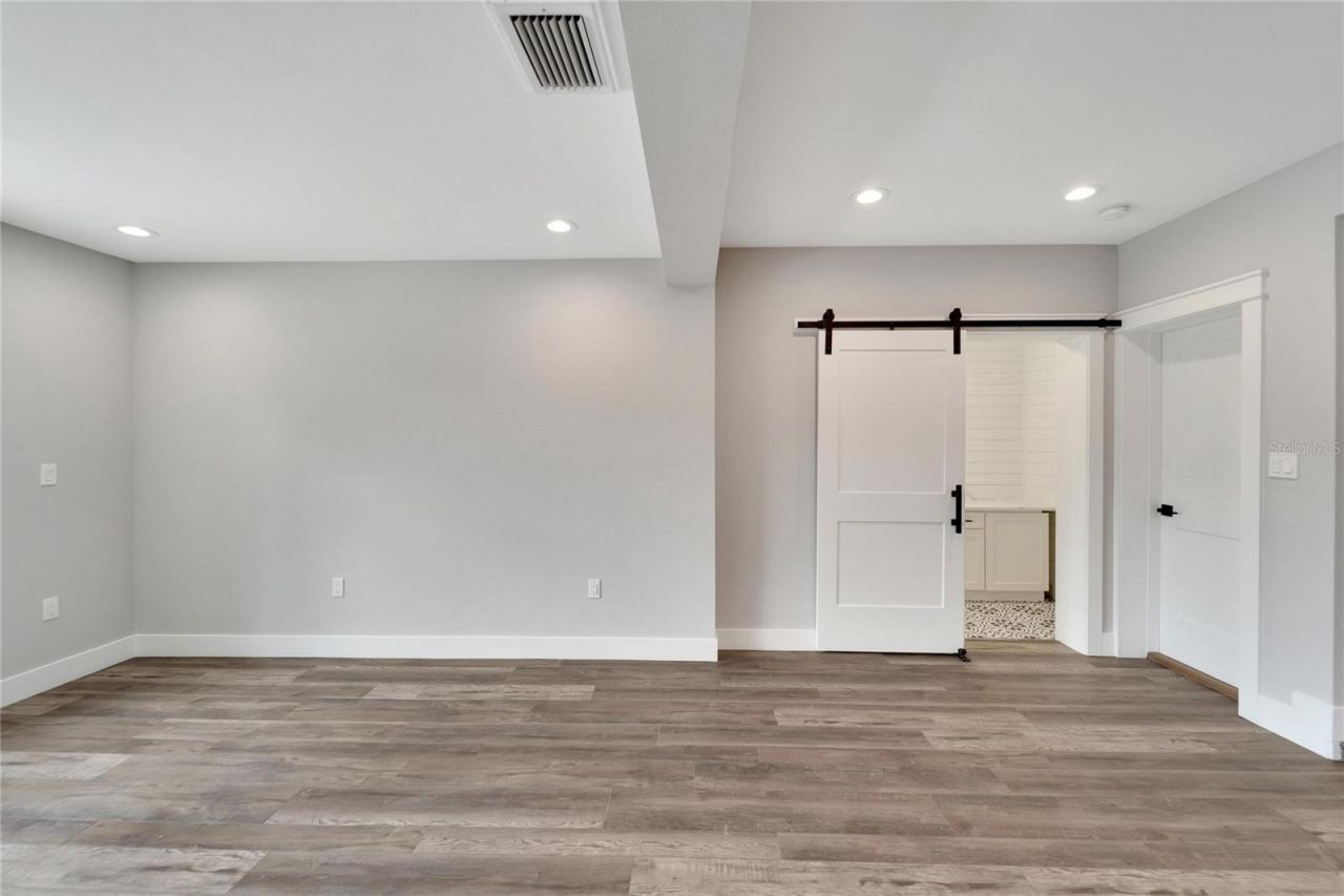 304 Orangewood Avenue, Clearwater, FL 33755 Photo