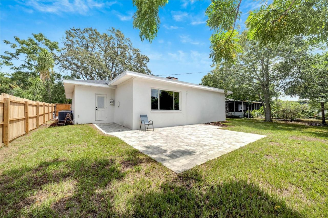 304 Orangewood Avenue, Clearwater, FL 33755 Photo