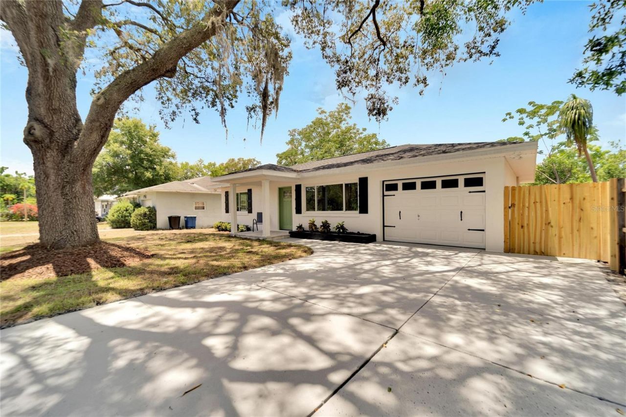 304 Orangewood Avenue, Clearwater, FL 33755 Photo
