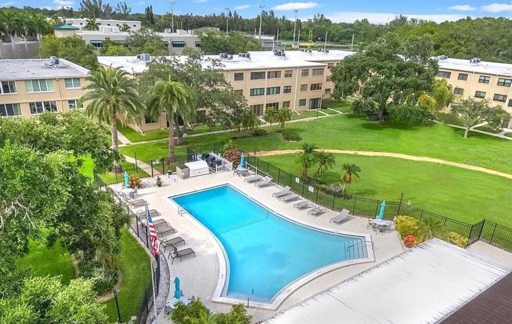 5080 Locust Street Ne, Unit 219, Saint Petersburg, FL 33703 Photo