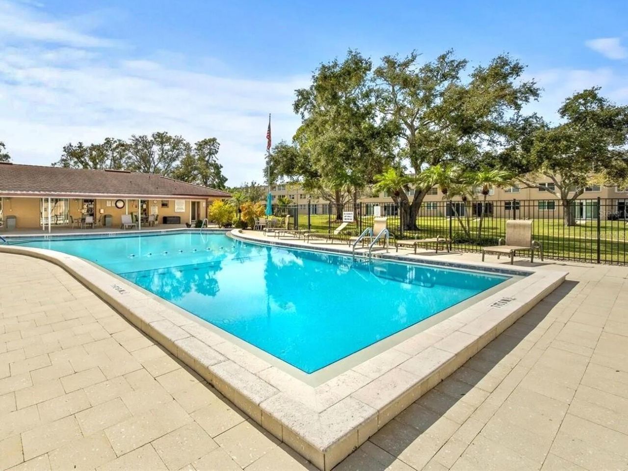5080 Locust Street Ne, Unit 219, Saint Petersburg, FL 33703 Photo