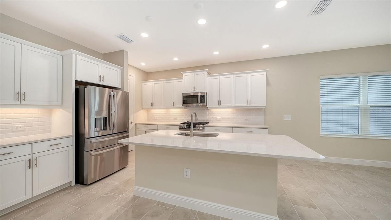 6547 Big Bayou Drive, Sarasota, FL 34241 Photo