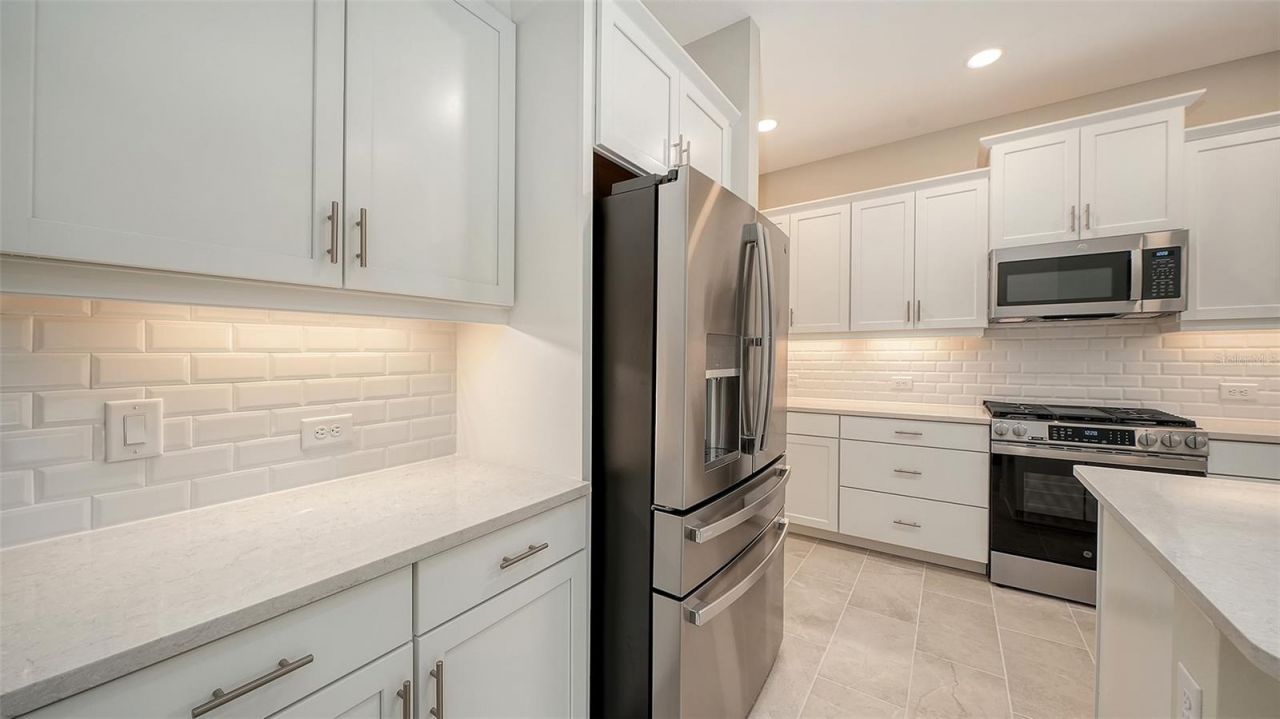 6547 Big Bayou Drive, Sarasota, FL 34241 Photo