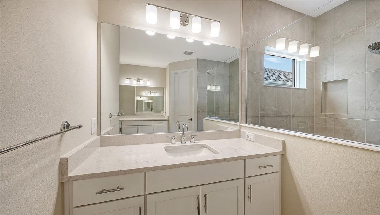 6547 Big Bayou Drive, Sarasota, FL 34241 Photo