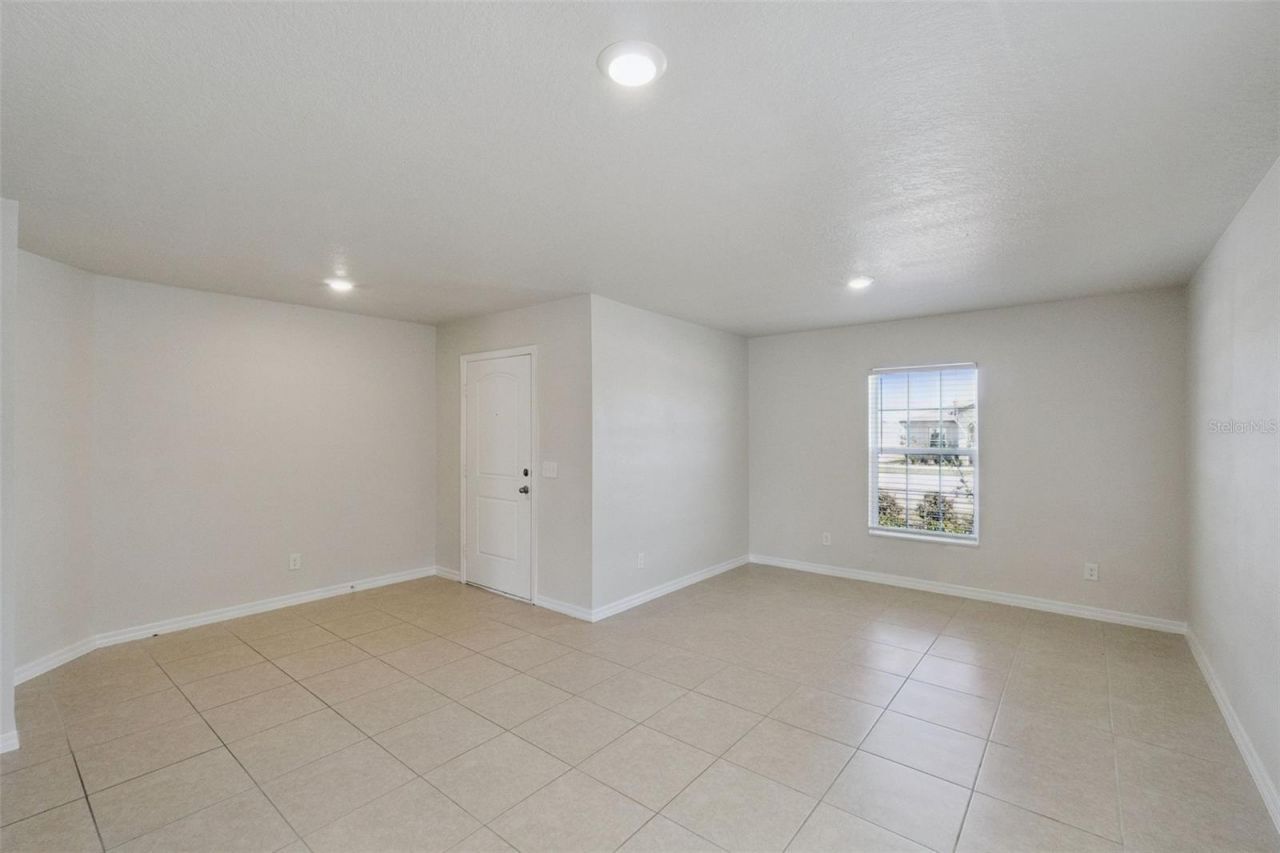 1729 Canaan Loop, Dundee, FL 33838 Photo