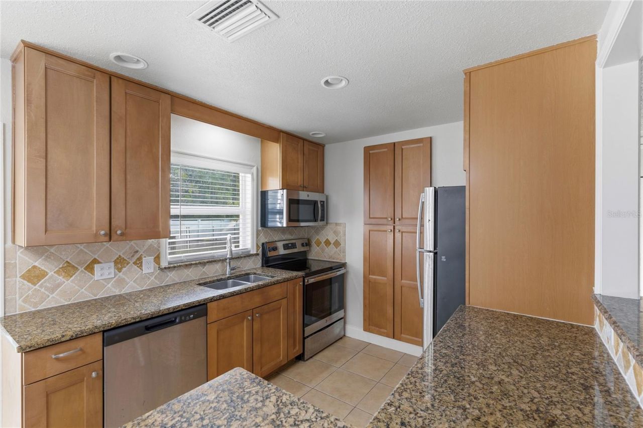 2415 15th Street W, Palmetto, FL 34221 Photo
