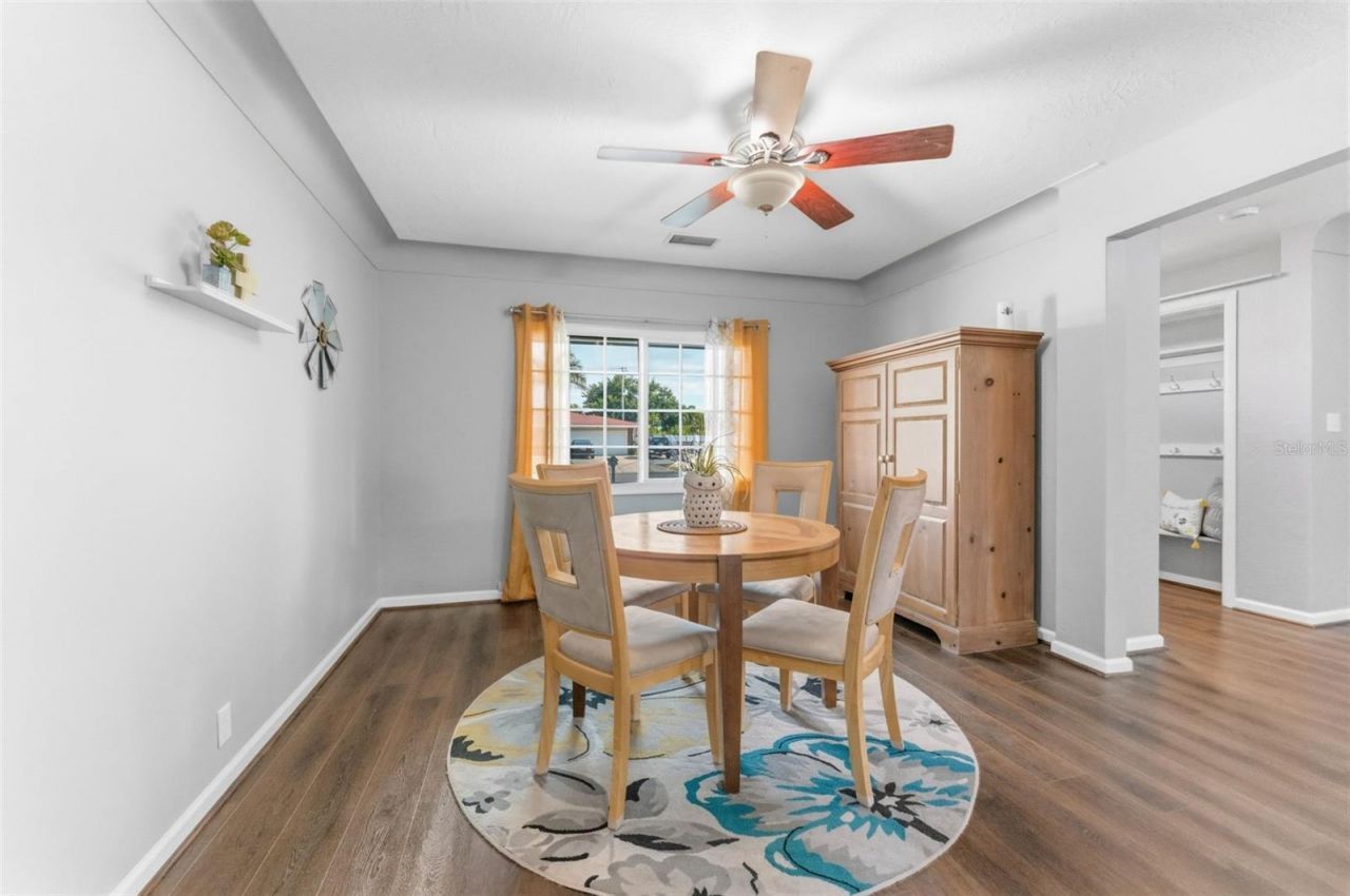 5105 7th Avenue Drive W, Bradenton, FL 34209 Photo