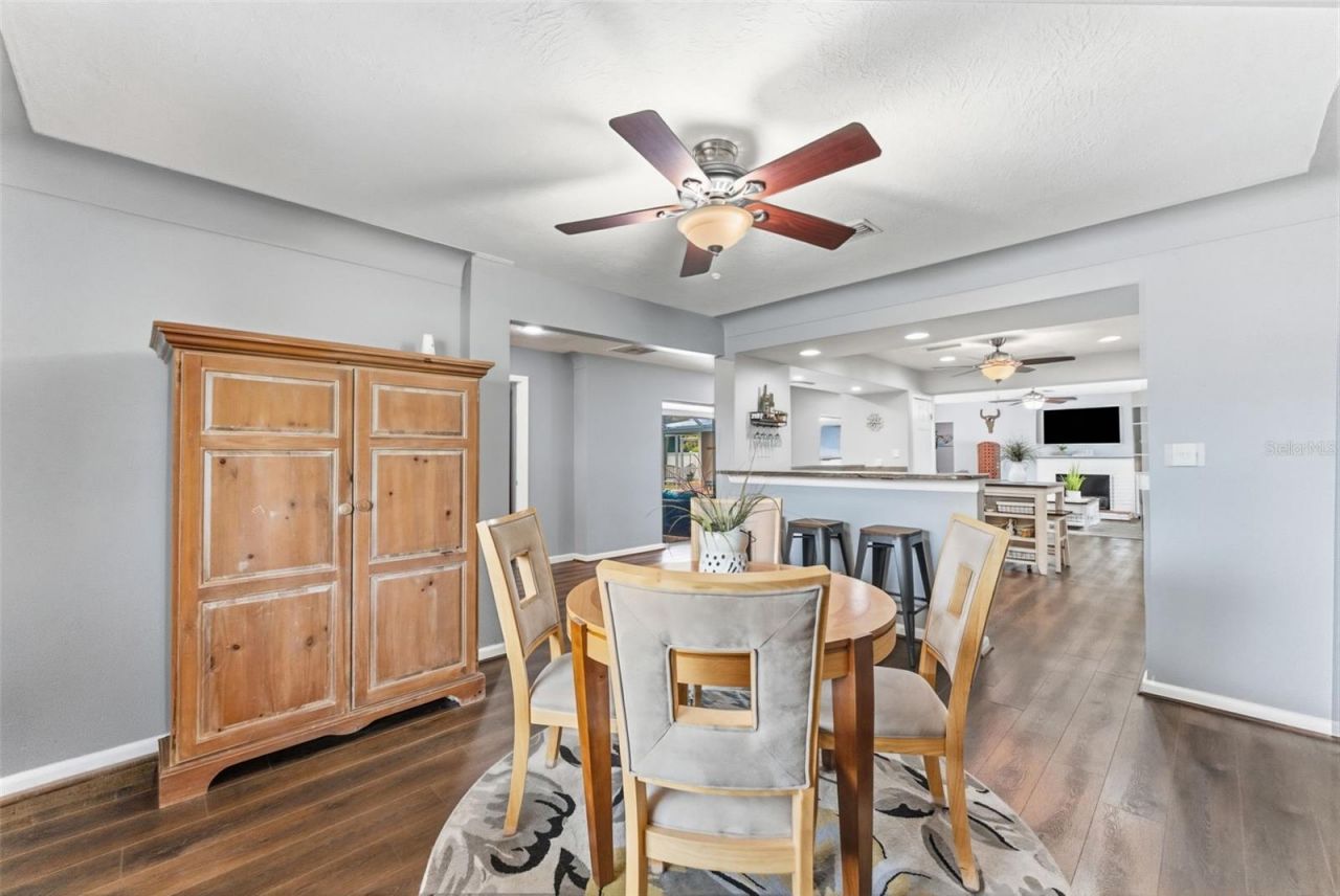 5105 7th Avenue Drive W, Bradenton, FL 34209 Photo