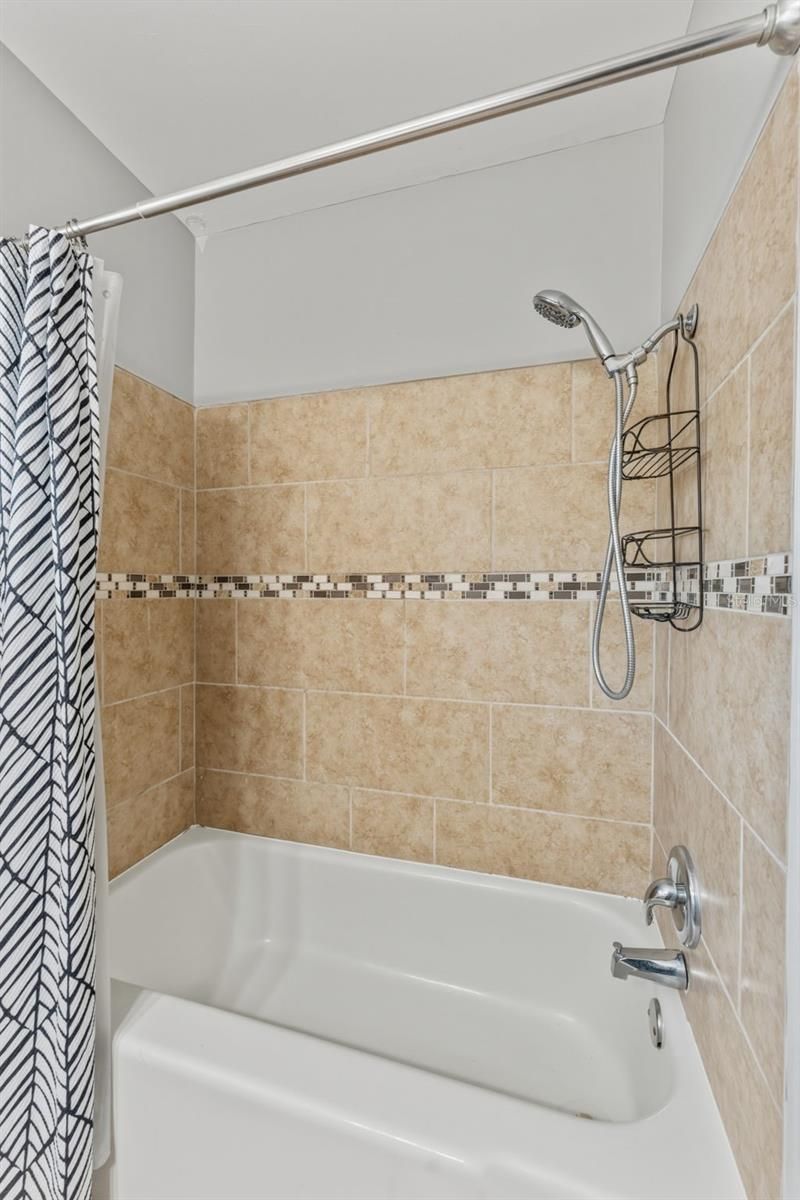 5105 7th Avenue Drive W, Bradenton, FL 34209 Photo