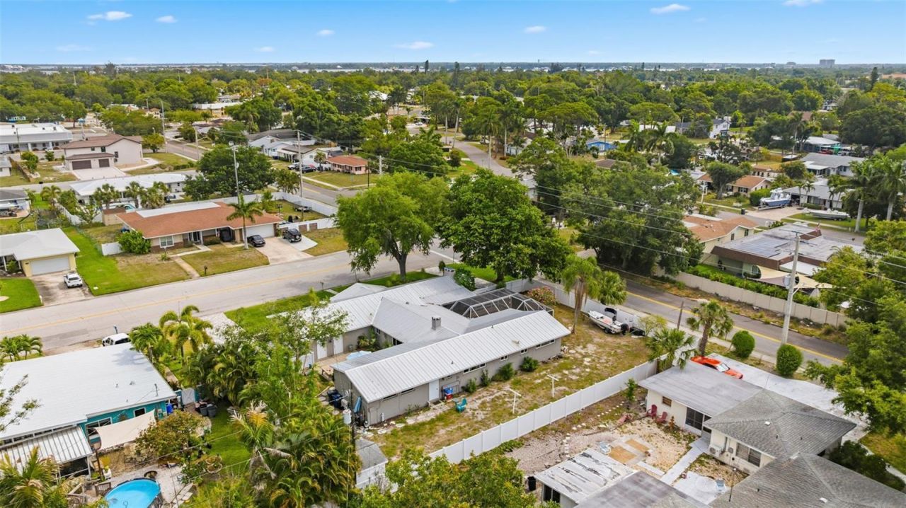 5105 7th Avenue Drive W, Bradenton, FL 34209 Photo