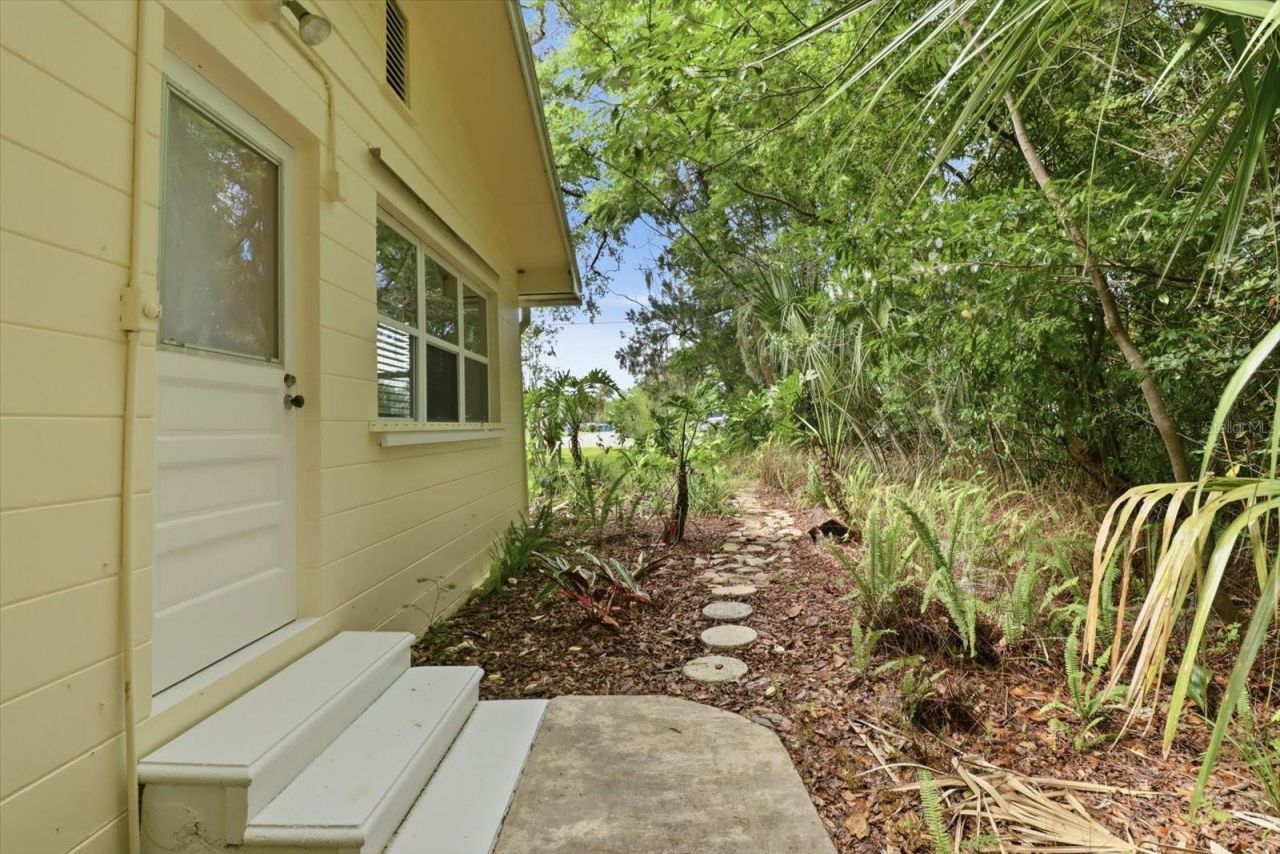 1510 NW 22nd Street , Crystal River, FL 34428 Photo