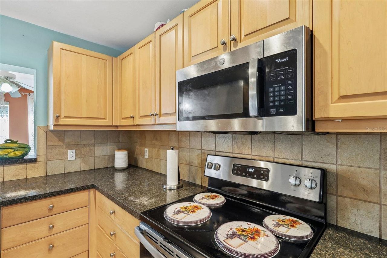 4321 S Lockwood Ridge Road, Sarasota, FL 34231 Photo