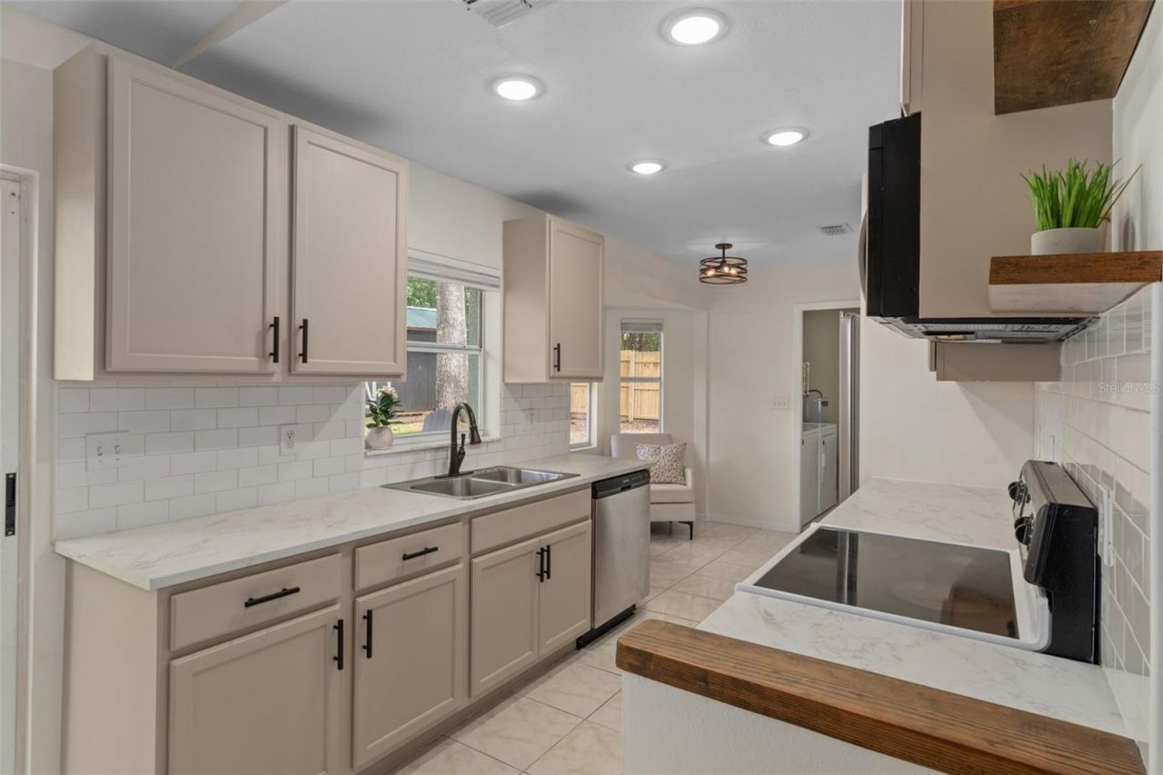 4325 S Canton Terrace, Inverness, FL 34452 Photo