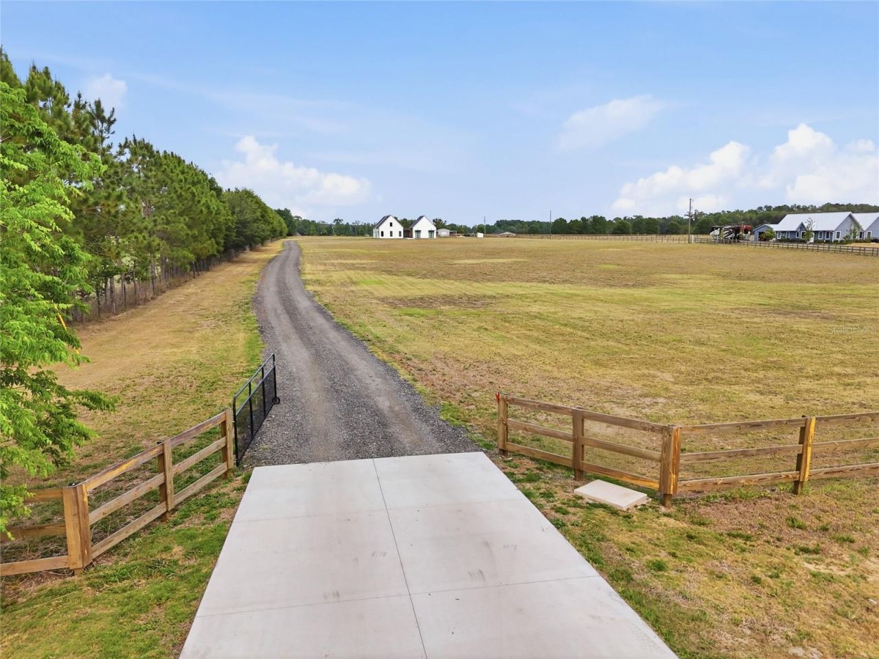14187 NW 202nd Street , Alachua, FL 32615 Photo