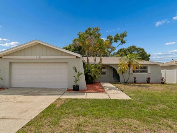 8272 DENISE DRIVE E, SEMINOLE, FL 33777