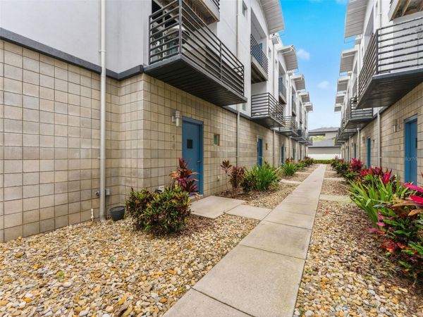5008 S MACDILL AVENUE, Unit 16, TAMPA, FL 33611