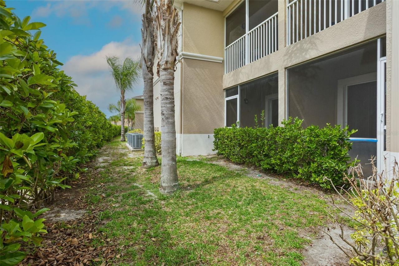 1195 Godavari Way, Unit 105, Wesley Chapel, FL 33543 Photo