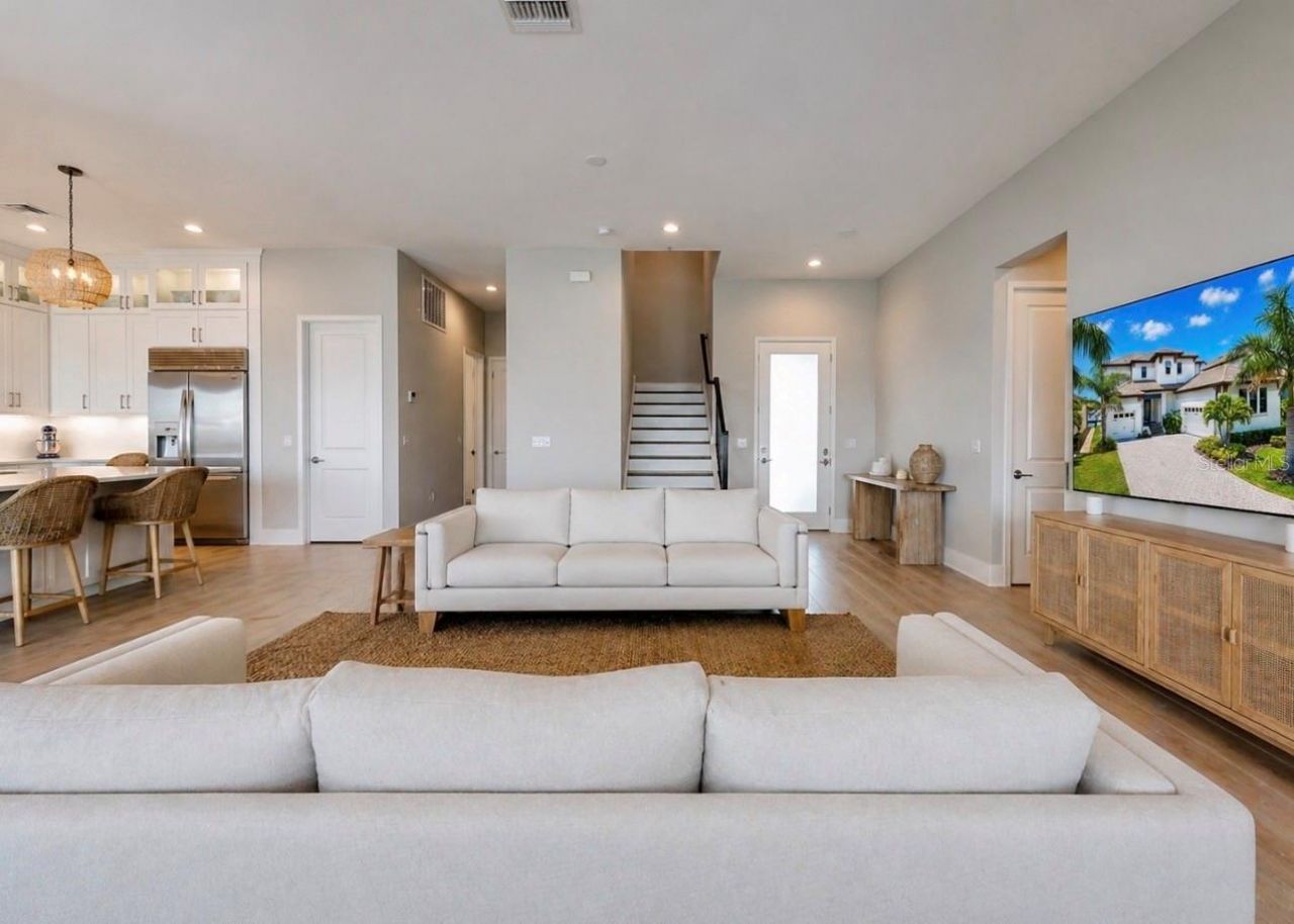 3016 Christophers Watch Lane, Ruskin, FL 33570 Photo