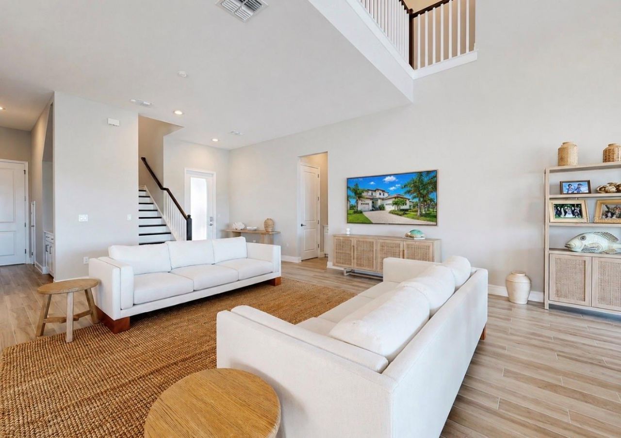3016 Christophers Watch Lane, Ruskin, FL 33570 Photo