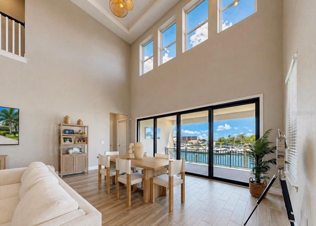 3016 Christophers Watch Lane, Ruskin, FL 33570 Photo