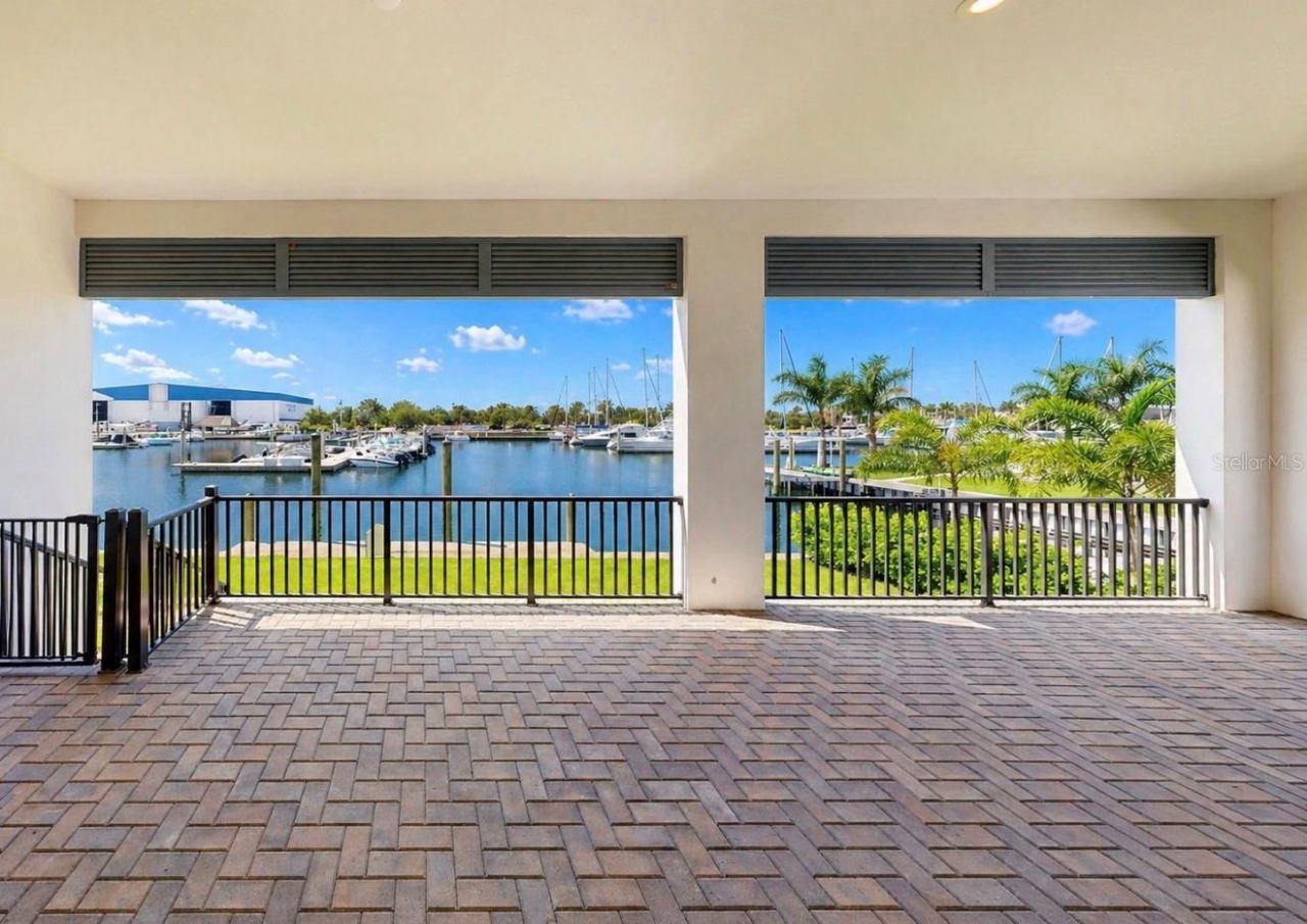 3016 Christophers Watch Lane, Ruskin, FL 33570 Photo