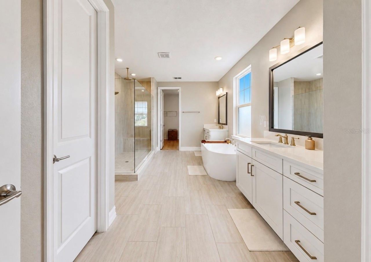 3016 Christophers Watch Lane, Ruskin, FL 33570 Photo