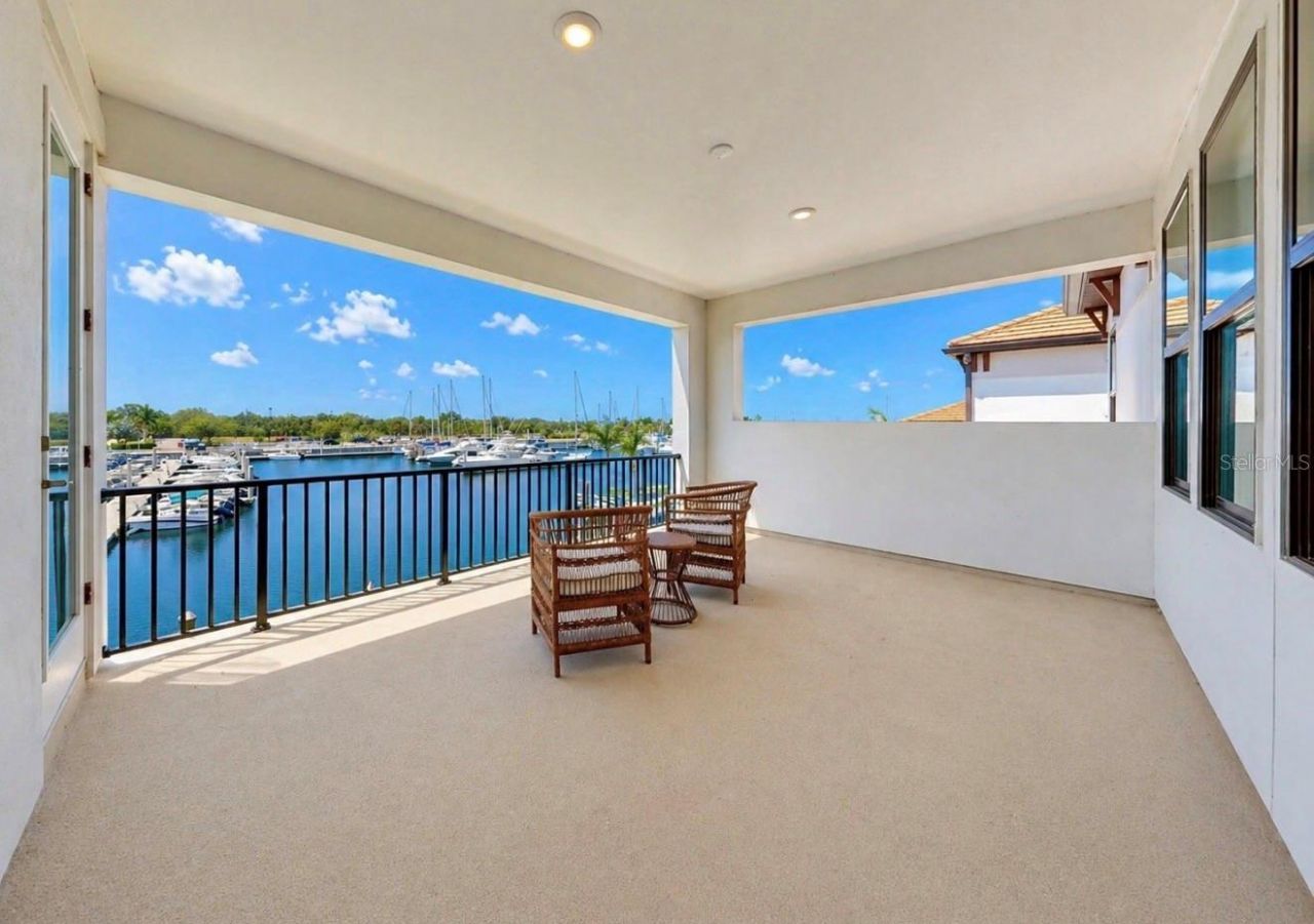3016 Christophers Watch Lane, Ruskin, FL 33570 Photo