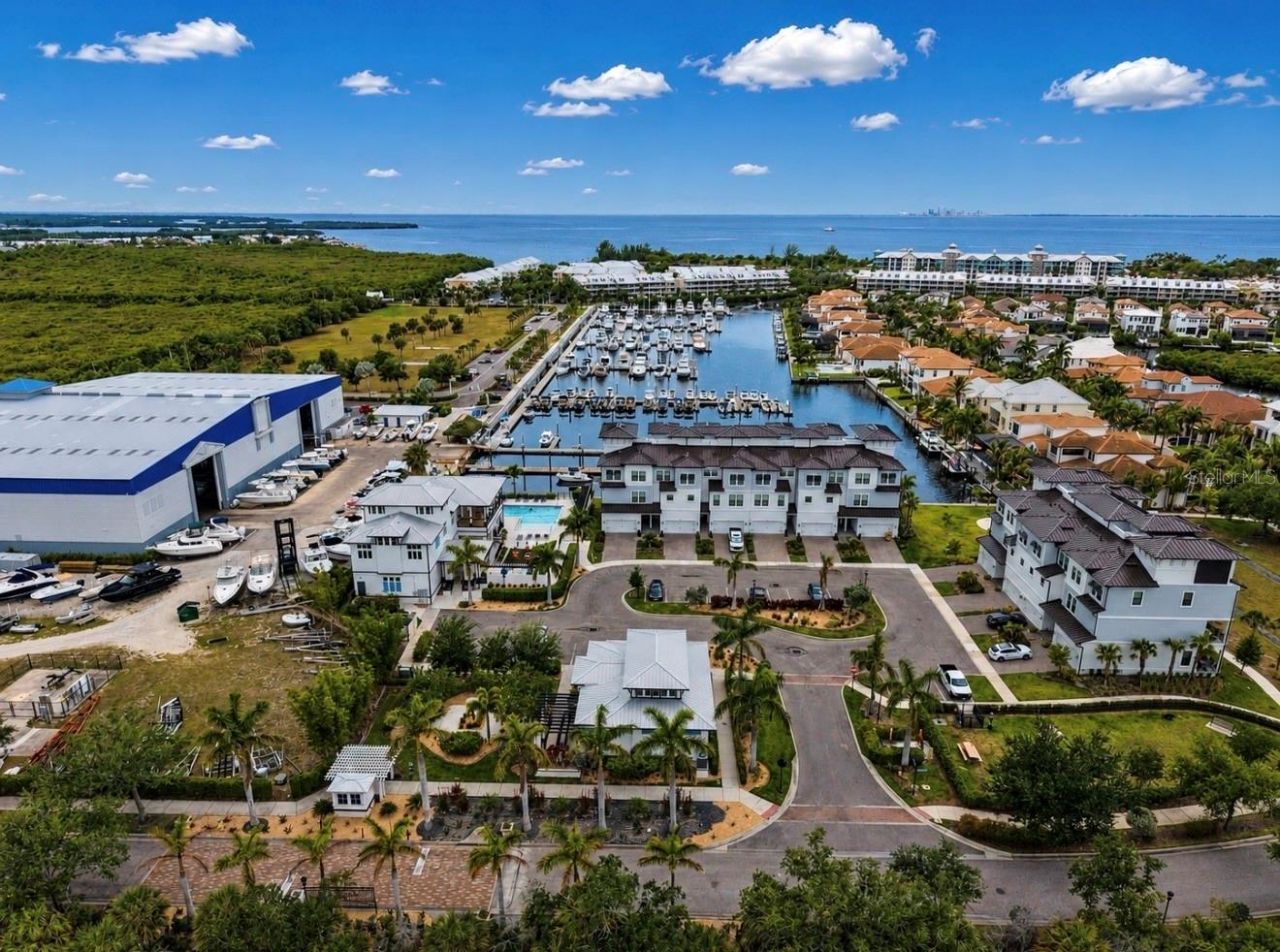 3016 Christophers Watch Lane, Ruskin, FL 33570 Photo