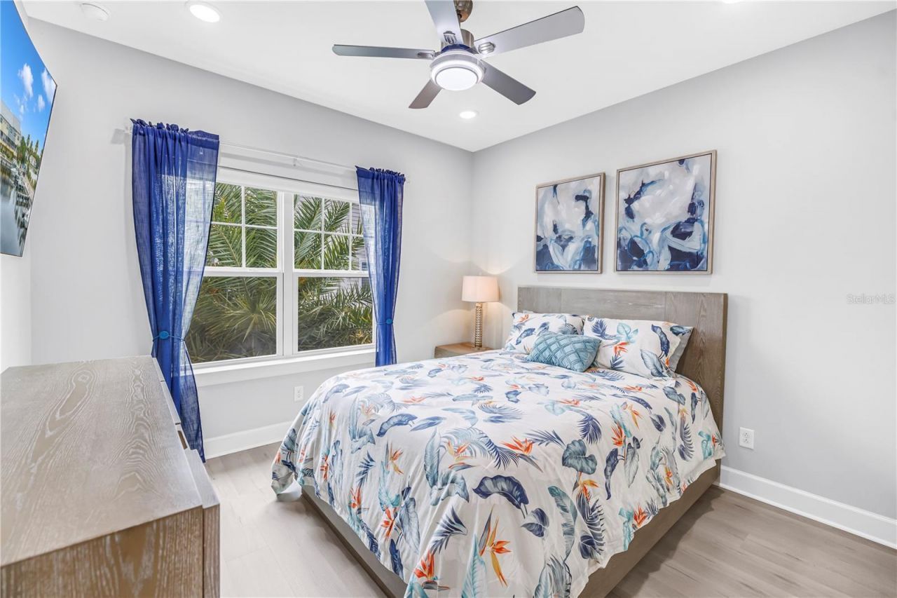 6149 Anchorage Way S, Saint Petersburg, FL 33712 Photo